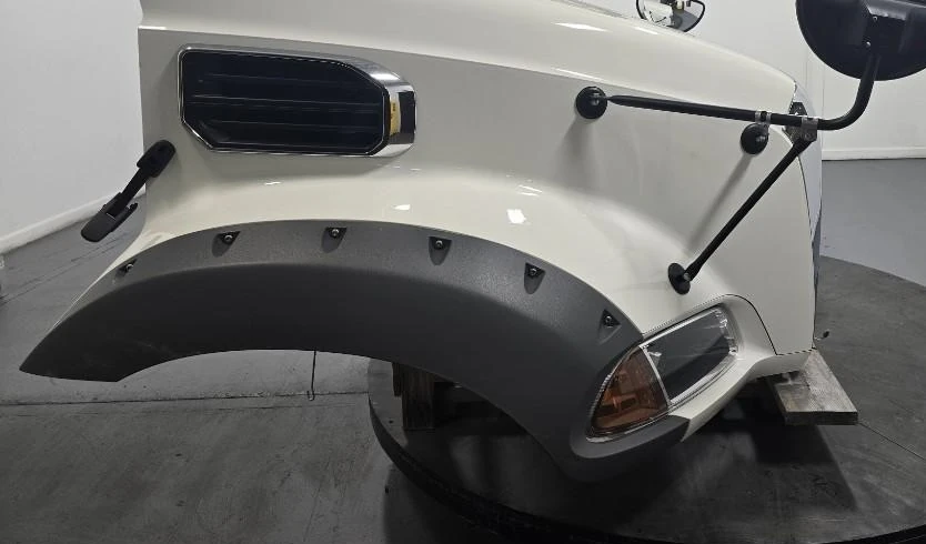 Mack GR(B) Series Hood — New Take Off - Image 2