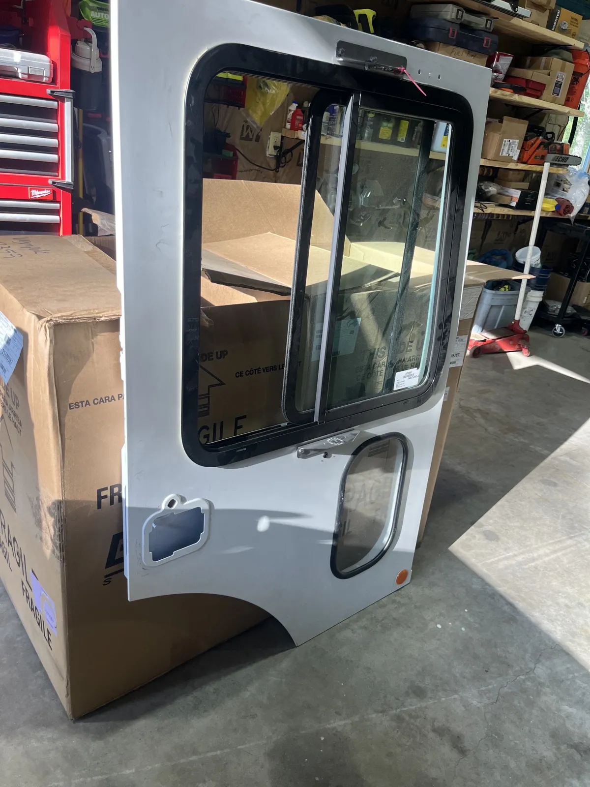 Mack MR / MRU / TE Series Right Side Door — New Take Off - Image 6